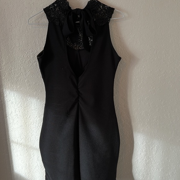 Honey and Rosie black cocktail dress size small - Picture 4 of 8